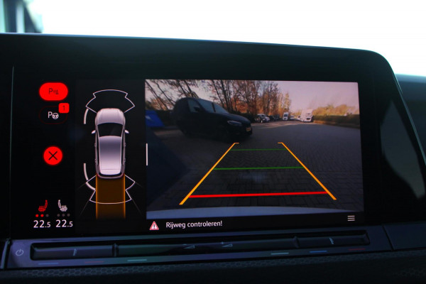 Volkswagen Golf 2.0 TSI GTI | Pano | Remus | HUD | HK | IQ