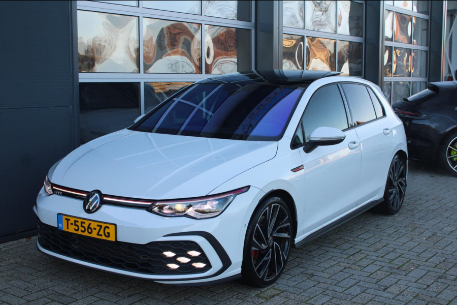 Volkswagen Golf 2.0 TSI GTI | Pano | Remus | HUD | HK | IQ