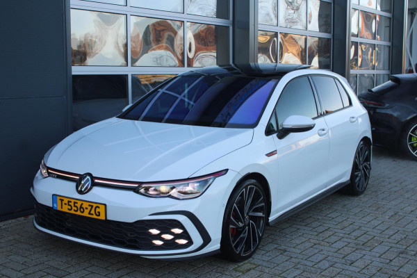 Volkswagen Golf 2.0 TSI GTI | Pano | Remus | HUD | HK | IQ
