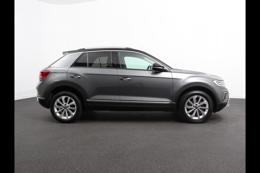 Volkswagen T-Roc 1.5 TSI DSG Style | Navigatie | Apple Carplay / Android Auto | Climate Control | Led | Digitale Cockpit | Adaptive Cruise Control | Trekhaak