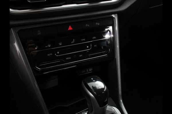 Volkswagen T-Roc 1.5 TSI DSG Style | Navigatie | Apple Carplay / Android Auto | Climate Control | Led | Digitale Cockpit | Adaptive Cruise Control | Trekhaak