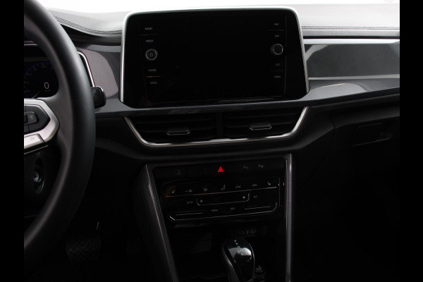 Volkswagen T-Roc 1.5 TSI DSG Style | Navigatie | Apple Carplay / Android Auto | Climate Control | Led | Digitale Cockpit | Adaptive Cruise Control | Trekhaak