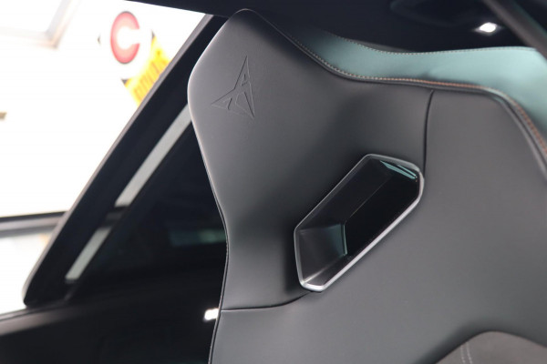 CUPRA Leon Sportstourer 1.4 e-Hybrid VZ Copper / PANODAK / KEYLESS / VOLLEDIG UITGEVOERD!