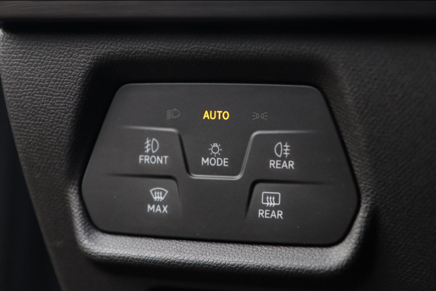 CUPRA Leon Sportstourer 1.4 e-Hybrid VZ Copper / PANODAK / KEYLESS / VOLLEDIG UITGEVOERD!