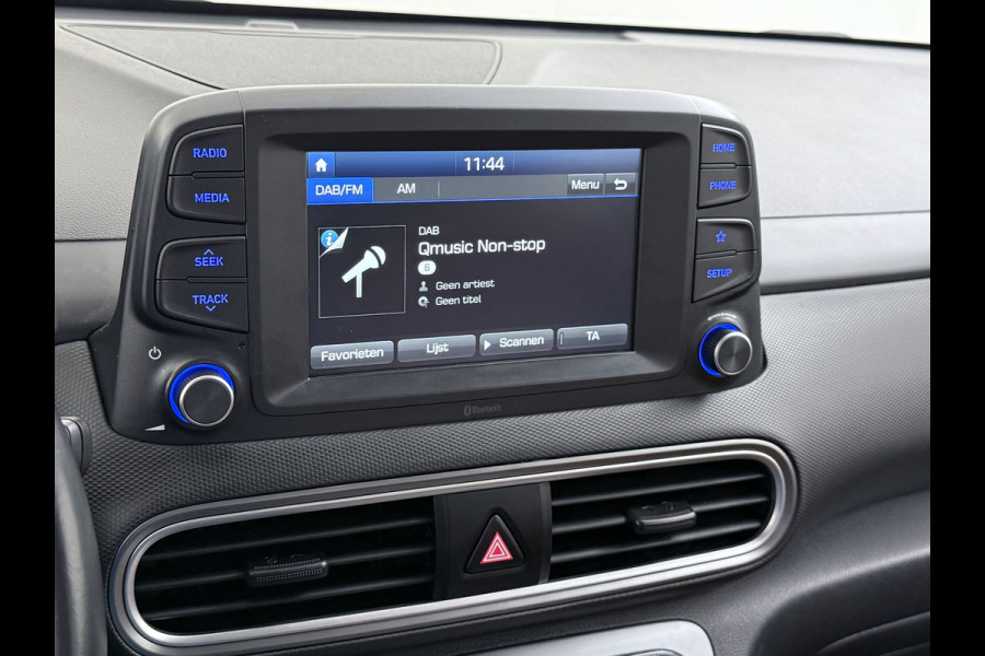 Hyundai Kona EV 64kWh Leer Warmtepomp Camera Adap. Cruise + stop&go Apple Carplay Android Comfort Ecc Pdc Navi* Isofix DAB Led Lmv 17" Lane Assist FCA Keyless 1e Eigenaar Origineel Nederlandse Auto