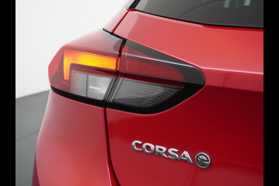 Opel CORSA-E 50kWh Leer Pano-dak 360°Camera Elegance Zwart Dak Navi Ecc Apple Carplay Android Auto Cruise Control SOH 90% Stoel+Stuurverwarming DAB+ Pdc Lmv Led Origineel Nederlandse Auto
