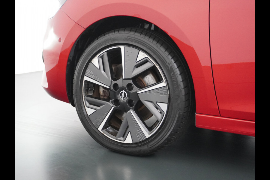 Opel CORSA-E 50kWh Leer Pano-dak 360°Camera Elegance Zwart Dak Navi Ecc Apple Carplay Android Auto Cruise Control SOH 90% Stoel+Stuurverwarming DAB+ Pdc Lmv Led Origineel Nederlandse Auto