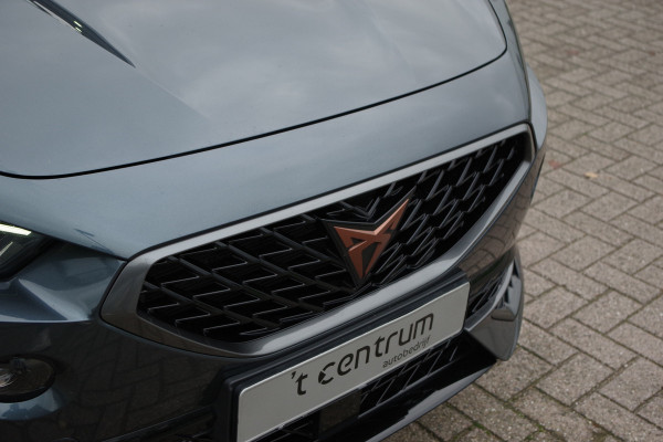 CUPRA Formentor 1.4 e-Hybrid 245 PK VZ Performance PHEV, Camera, Kuipstoelen, Adap. Cruise Control