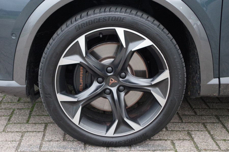 CUPRA Formentor 1.4 e-Hybrid 245 PK VZ Performance PHEV, Camera, Kuipstoelen, Adap. Cruise Control