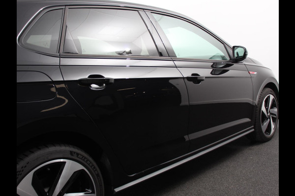 Volkswagen Polo 2.0 TSI GTI Automaat Navigatie Apple Carplay / Android Auto Adaptive Cruise Control Parkersensoren Park Assist Dodehoek Assistent Stoelverwarming Climate Control