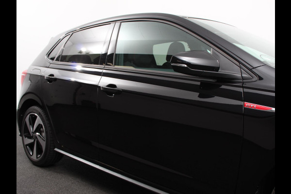 Volkswagen Polo 2.0 TSI GTI Automaat Navigatie Apple Carplay / Android Auto Adaptive Cruise Control Parkersensoren Park Assist Dodehoek Assistent Stoelverwarming Climate Control