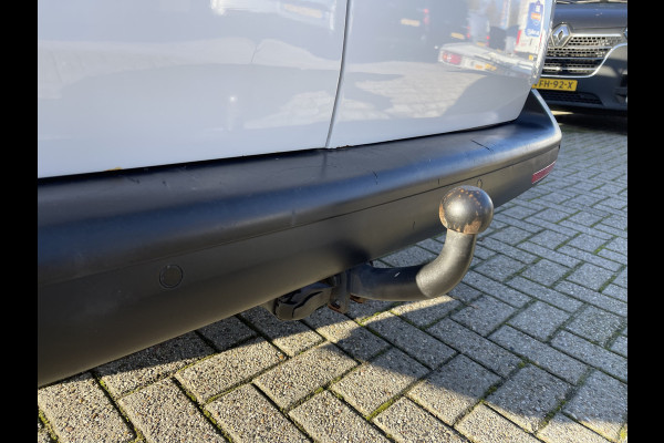 Volkswagen Transporter 2.0 TDI 102pk L1H1 Comfortline / vaste prijs rijklaar € 14.950 ex btw / bpm vrij / euro 6 diesel / Bott ingerichte laadruimte / airco / cruise / imperial / trekhaak !