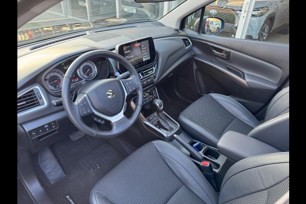 Suzuki S-Cross 1.5 Hybrid Automaat Style | Panoramadak, 360 Camera, Dodehoekherkenning, Parkeersensoren, Stoelverwarming, Keyless