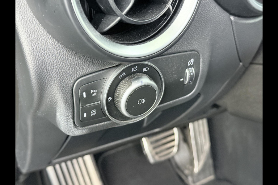 Alfa Romeo Stelvio 2.0 T AWD Super Q4 VAN: 33.900,- VOOR 30.877,- UW EINDEJAARSVOORDEEL: 3.023,- | BOMVOL| STOEL/ STUURVERW.| ELEK. ACHTERKLEP| CAMERA| MEM. STOEL| DODE HOEK| APPLE CARPLAY|