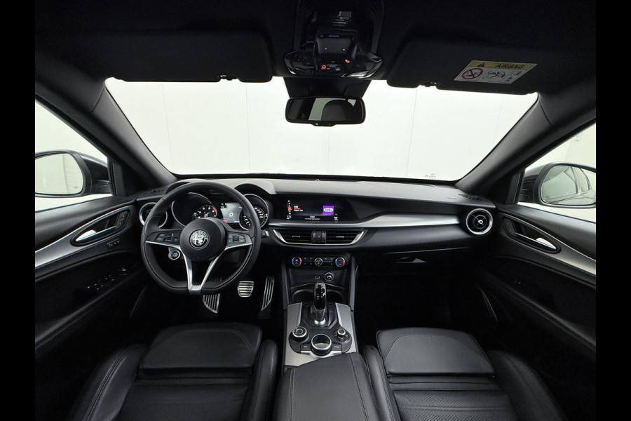 Alfa Romeo Stelvio 2.0 T AWD Super Q4 VAN: 33.900,- VOOR 30.877,- UW EINDEJAARSVOORDEEL: 3.023,- | BOMVOL| STOEL/ STUURVERW.| ELEK. ACHTERKLEP| CAMERA| MEM. STOEL| DODE HOEK| APPLE CARPLAY|