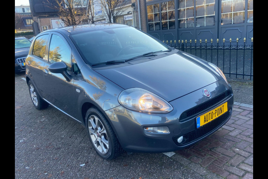 Fiat Punto Evo TWINAIR 5-DEURS/CLIMA/NAVI/PDC/ZUINIG