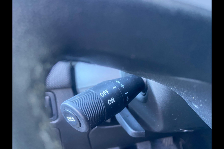 Fiat Punto Evo TWINAIR 5-DEURS/CLIMA/NAVI/PDC/ZUINIG