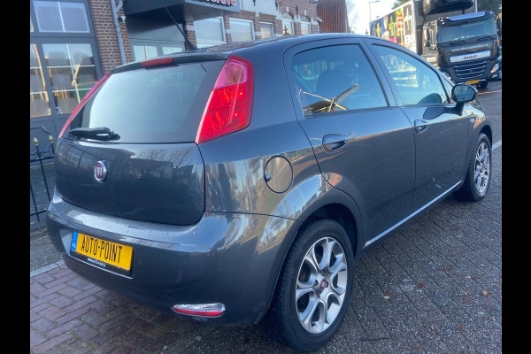 Fiat Punto Evo TWINAIR 5-DEURS/CLIMA/NAVI/PDC/ZUINIG