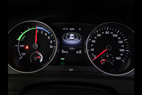 Volkswagen e-Golf E-DITION 136pk | Navi| Parksensors| LM-velgen| LED| SOH91%