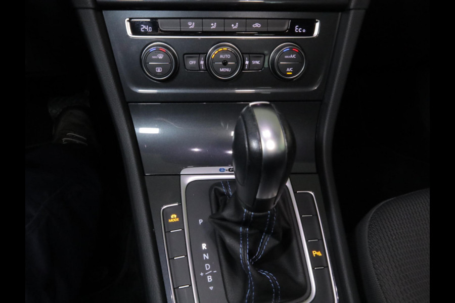 Volkswagen e-Golf E-DITION 136pk | Navi| Parksensors| LM-velgen| LED| SOH91%