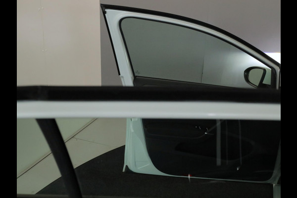 Volkswagen e-Golf E-DITION 136pk | Navi| Parksensors| LM-velgen| LED| SOH91%