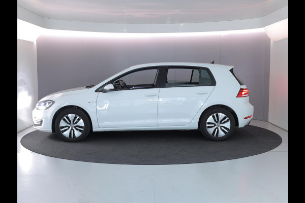 Volkswagen e-Golf E-DITION 136pk | Navi| Parksensors| LM-velgen| LED| SOH91%