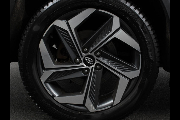 Hyundai Tucson 1.6 T-GDI PHEV Comfort 4WD Climate control Cruise control Parkeersensoren achter Achteruitrij camera Navigatie LED Apple Carplay/ Android Auto