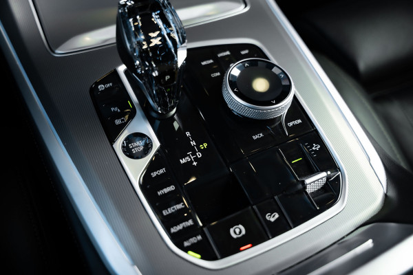 BMW X5 xDrive45e High Executive - M Sport | Maxton Pakket | Panorama | Stoelkoeling & Massage | Elek. Trekhaak