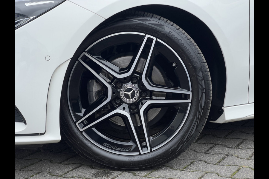 Mercedes-Benz CLA-Klasse Shooting Brake 180 AMG | Night | Sfeerverlichting | Pano | Camera