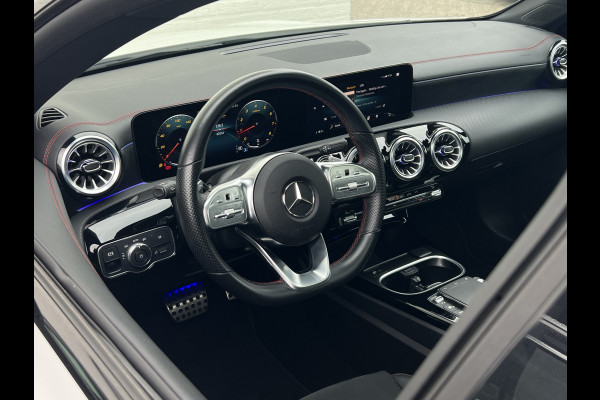 Mercedes-Benz CLA-Klasse Shooting Brake 180 AMG | Night | Sfeerverlichting | Pano | Camera