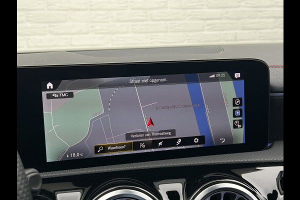 Mercedes-Benz CLA-Klasse Shooting Brake 180 AMG | Night | Sfeerverlichting | Pano | Camera