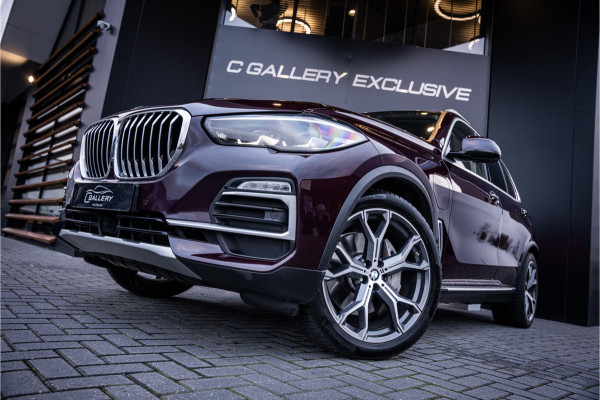 BMW X5 xDrive45e High Executive - Origineel NL | Elek. Trekhaak | Memory | Luchtvering | Stoelverwarming