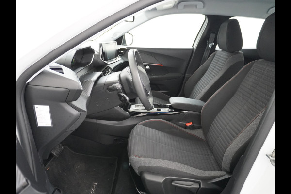 Peugeot e-2008 EV Active Pack 50kWh Navi Ecc Apple Carplay Android Auto Cruise Control Keyless DAB+ Bluetooth Led Connected services Verkeersbord detectie 1e Eigenaar Origineel Nederlandse Auto