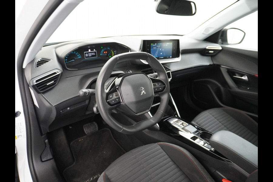 Peugeot e-2008 EV Active Pack 50kWh Navi Ecc Apple Carplay Android Auto Cruise Control Keyless DAB+ Bluetooth Led Connected services Verkeersbord detectie 1e Eigenaar Origineel Nederlandse Auto