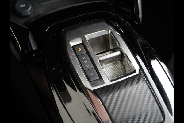 Peugeot e-2008 EV Active Pack 50kWh Navi Ecc Apple Carplay Android Auto Cruise Control Keyless DAB+ Bluetooth Led Connected services Verkeersbord detectie 1e Eigenaar Origineel Nederlandse Auto
