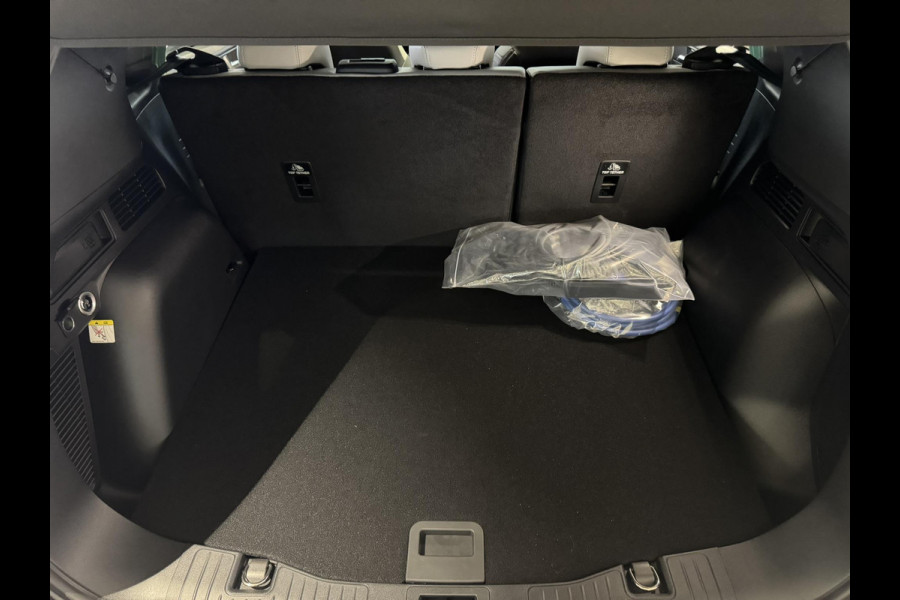 Ford Kuga 2.5 PHEV Sound Edition 243pk | Ford Voorraad | Panorama Dak | 20 inch Lichtmetaal | Winterpack | Matrix LED | Driver Assistance Pack