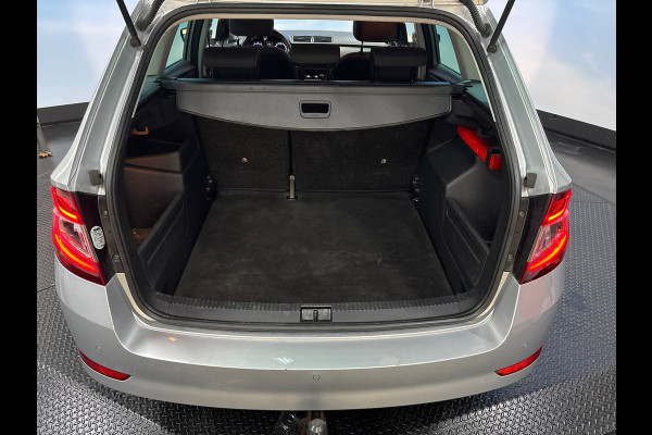 Škoda Fabia Combi 1.0 TSI Business Edition Navi | Clima | Stoelverwarming| Cruise | Trekhaak