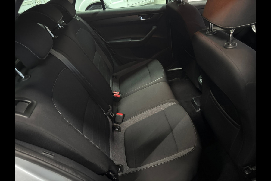 Škoda Fabia Combi 1.0 TSI Business Edition Navi | Clima | Stoelverwarming| Cruise | Trekhaak