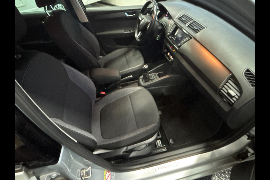 Škoda Fabia Combi 1.0 TSI Business Edition Navi | Clima | Stoelverwarming| Cruise | Trekhaak