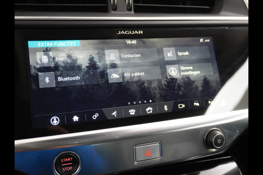 Jaguar I-PACE EV400 400pk SE 90kWh AWD Leer+Elektr. Meridian®-Audio Apple Carplay Android Auto Navi Led-v+a Ecc Camera Cruise Control Keyless Pdc Lmv Led Bordherkenning Elektrische-Achterklep koplampreiniging Lane-Assist App-Connect ECT Voorverwarming/koeling WiFi DigiDash DAB 4WD 1e Eigenaar Origineel Nederlandse Auto € 90.000 nieuw!