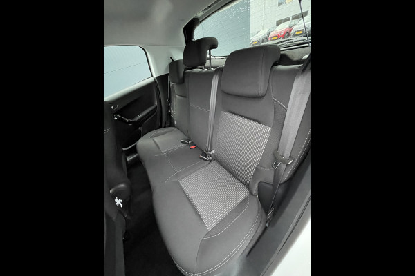 Peugeot 208 82pk Allure (Camera - Automatische Airco - Apple Carplay - Navigatie - Parkeersensoren - Lichtmetalen velgen incl 4S)