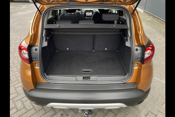 Renault Captur 130pk Intens (Trekhaak - Camera - Parkeersensoren V+A - LED - Keyless Entry - Stoelverwarming - Automatische Airco - Navigatie)