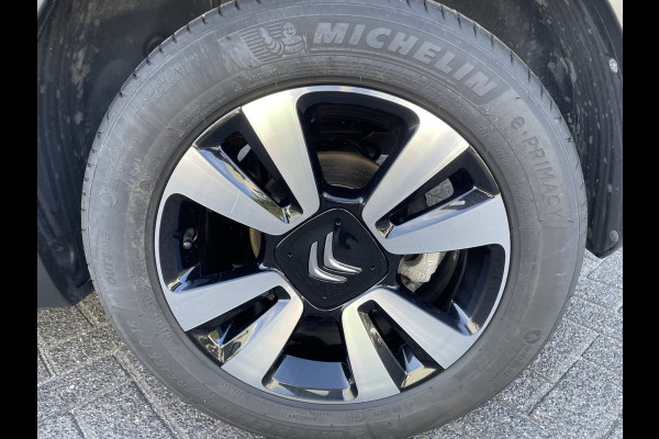 Citroën C3 110pk Max (Keyless Entry - Camera - LED - Automatische Airco - Apple Carplay - Navigatie)