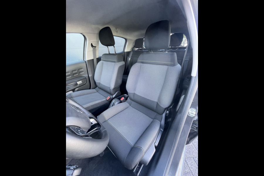 Citroën C3 110pk Max (Keyless Entry - Camera - LED - Automatische Airco - Apple Carplay - Navigatie)