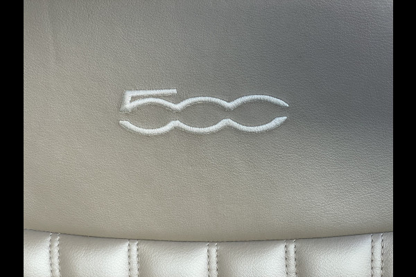 Fiat 500C 86pk Lounge (Navigatie - Leder - Stoelverwarming - Apple Carplay - Airco - Cruise Controle - 15"velgen)