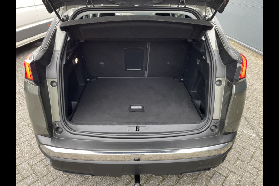 Peugeot 3008 180pk Allure Pack (Trekhaak - Leder - 360gr Camera - 19"- Navigatie - Automatische Airco - Apple Carplay)