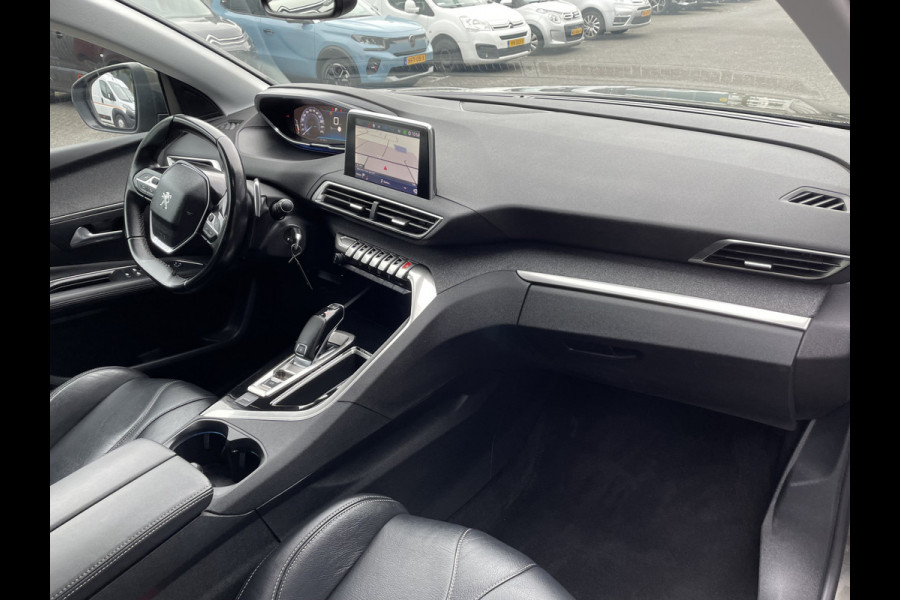 Peugeot 3008 180pk Allure Pack (Trekhaak - Leder - 360gr Camera - 19"- Navigatie - Automatische Airco - Apple Carplay)