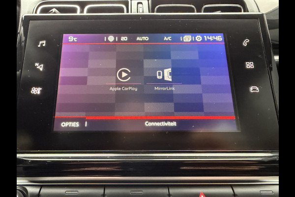 Citroën C3 110pk Shine (Trekhaak - Camera - Automatische Airco - Navigatie - Apple Carplay - Parkeersensoren)