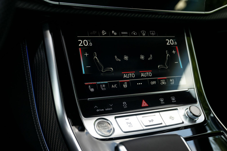 Audi Q8 60 TFSI e quattro S Competition B&O High-End 169k