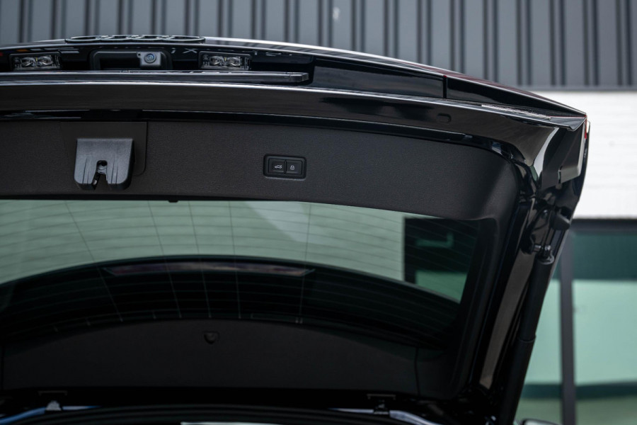 Audi Q8 60 TFSI e quattro S Competition B&O High-End 169k